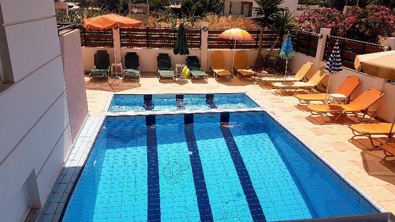 Hotel Blue Sky Apts Gouves