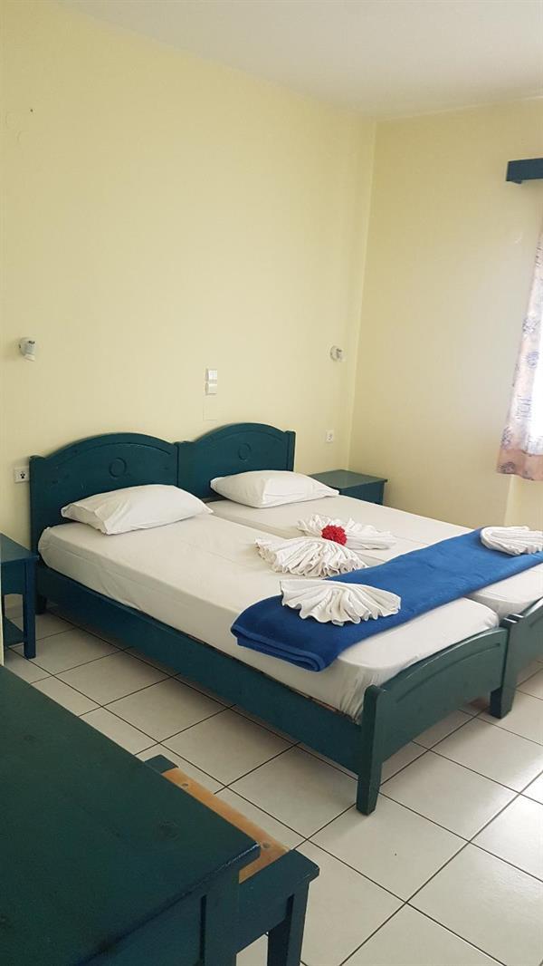 Blue Sky Apts Hotel
